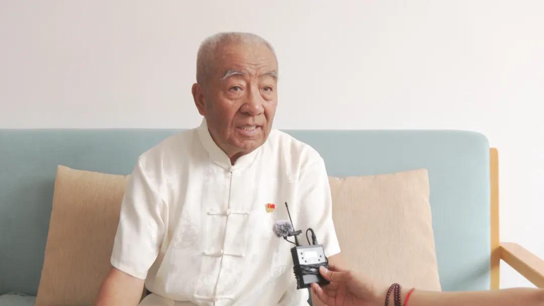 九游体育新巴尔虎右旗：“养老”变“享老” 托起老年人“稳稳的幸福”(图3)