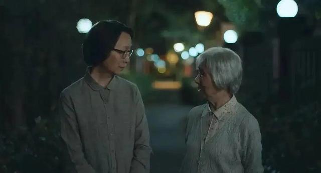 九游体育捞舆 体面老去最重要的准备是什么？(图1)