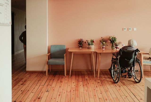 九游体育捞舆 体面老去最重要的准备是什么？(图3)