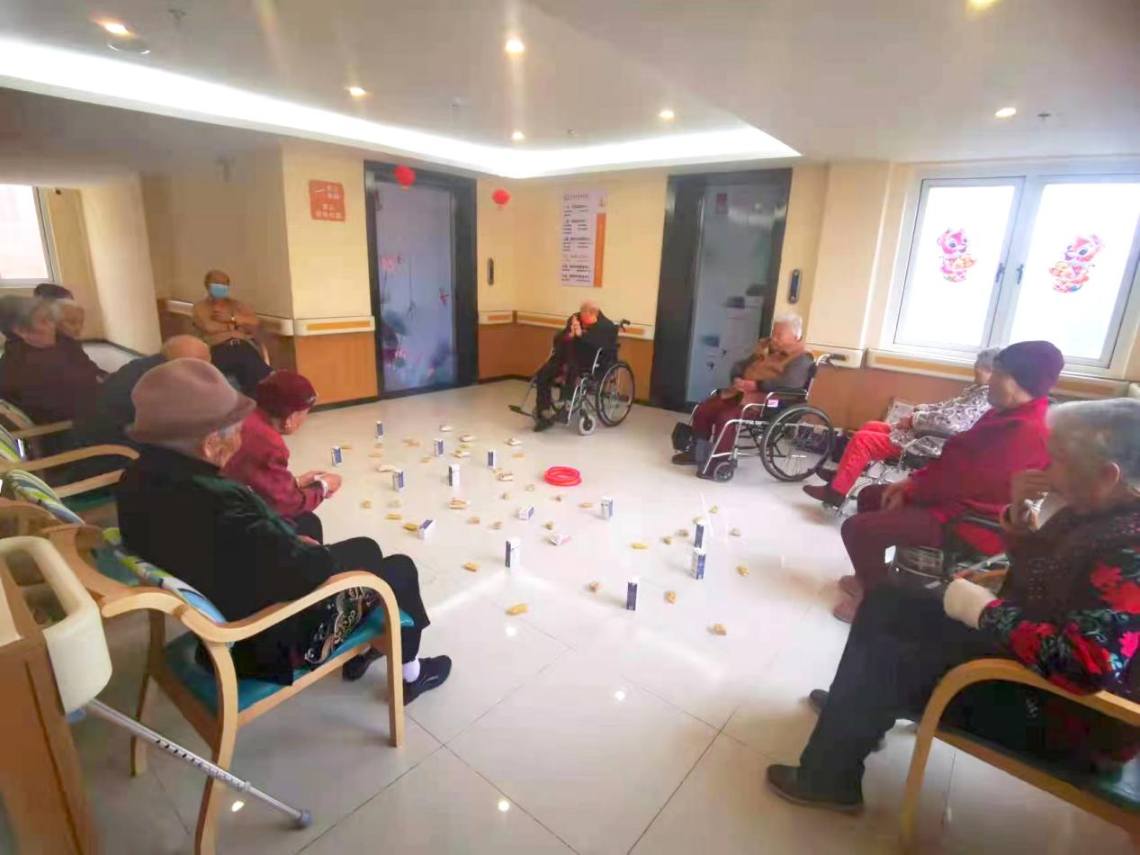 九游体育合肥蜀山区：多措并举做好养老院老人日常照护工作(图1)